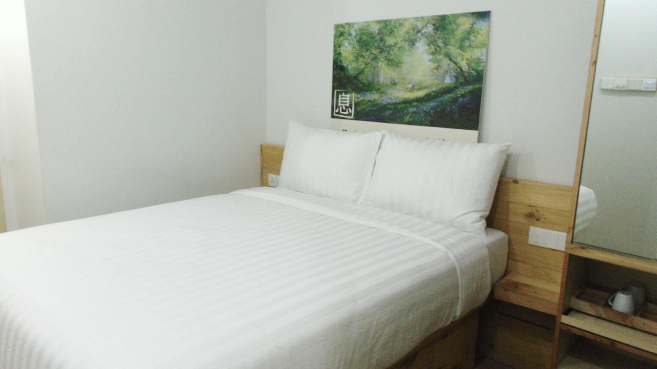 An Hotel Satrio Kuningan Джакарта Екстериор снимка